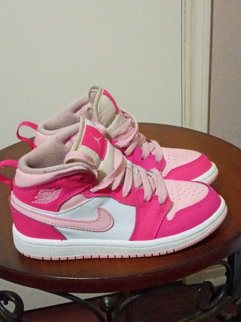 Jordan Air Jordan 1 Mid Kids 12C Pink/White Leather Mid Top Lace Up FD8781-116